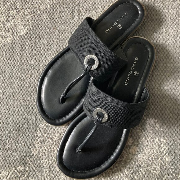 Black Bandolino Flat Sandals, 7M, Excellent Condition - Picture 1 of 9